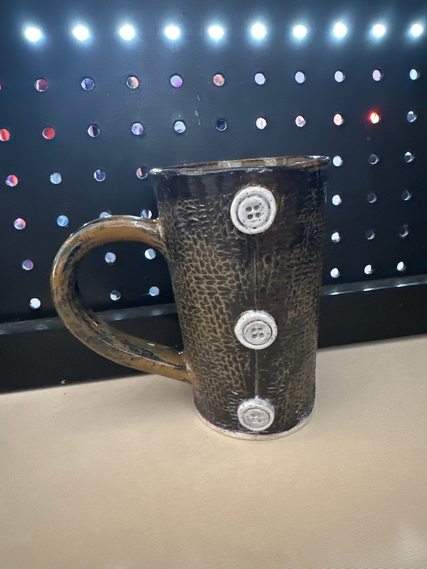 Mug 16 oz - Sweater Buttons - Multiple Colors