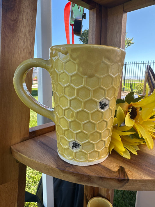Mug 16 oz - Textured Honeycomb