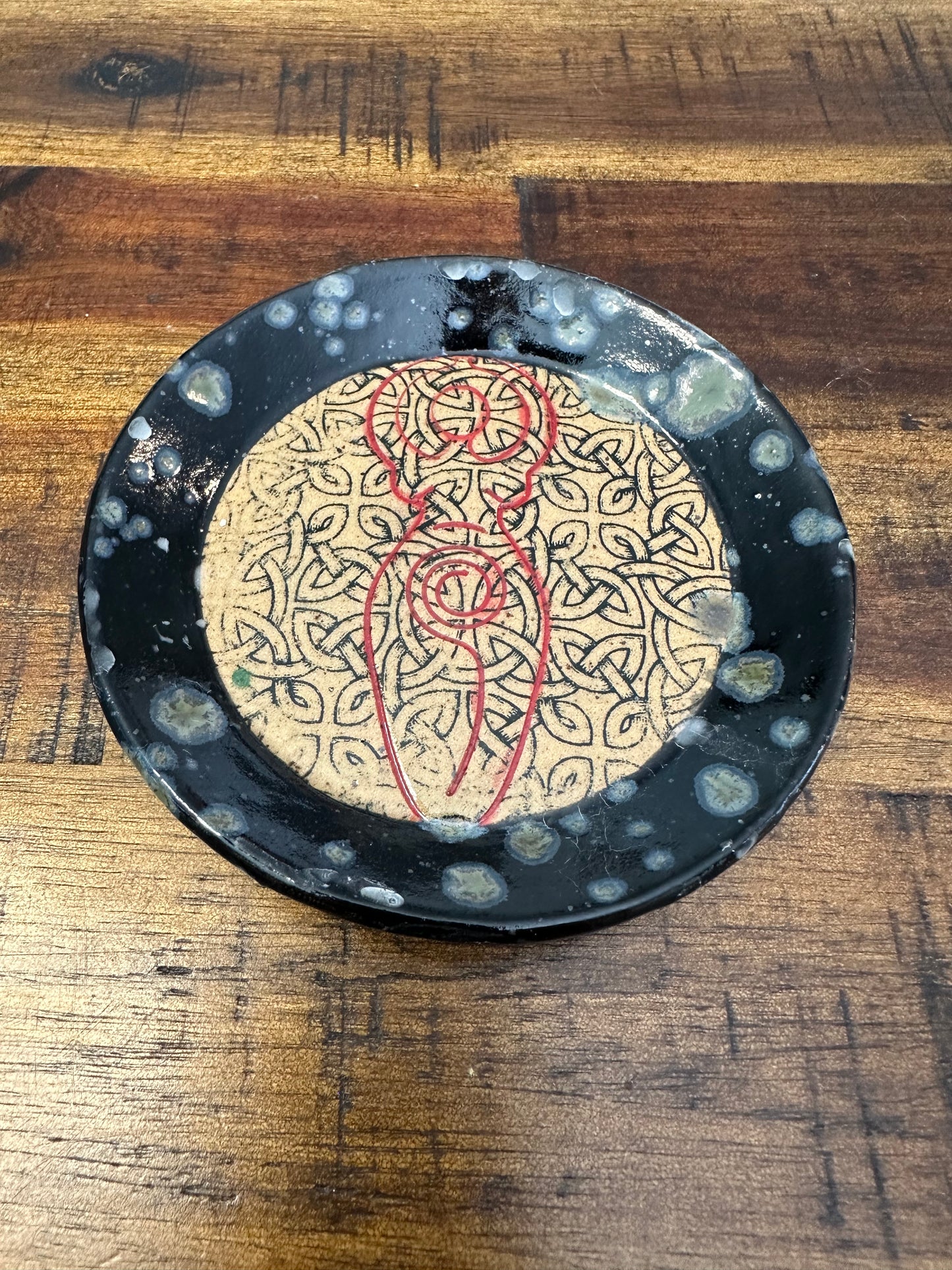 Round Dish - Goddess (various patterns/colors available)