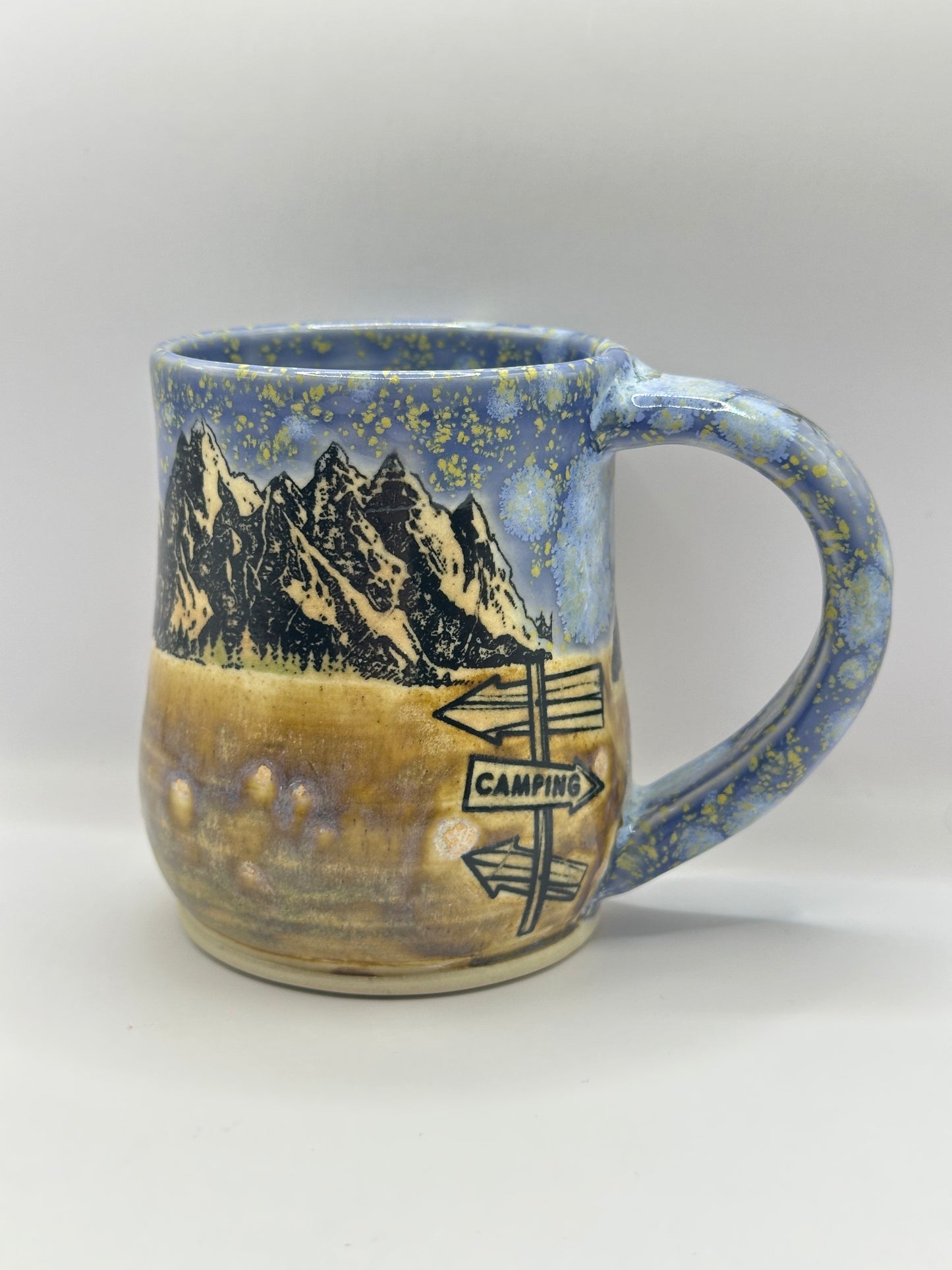 Mug 10 oz - Pinup Tent Blue Hydrangea