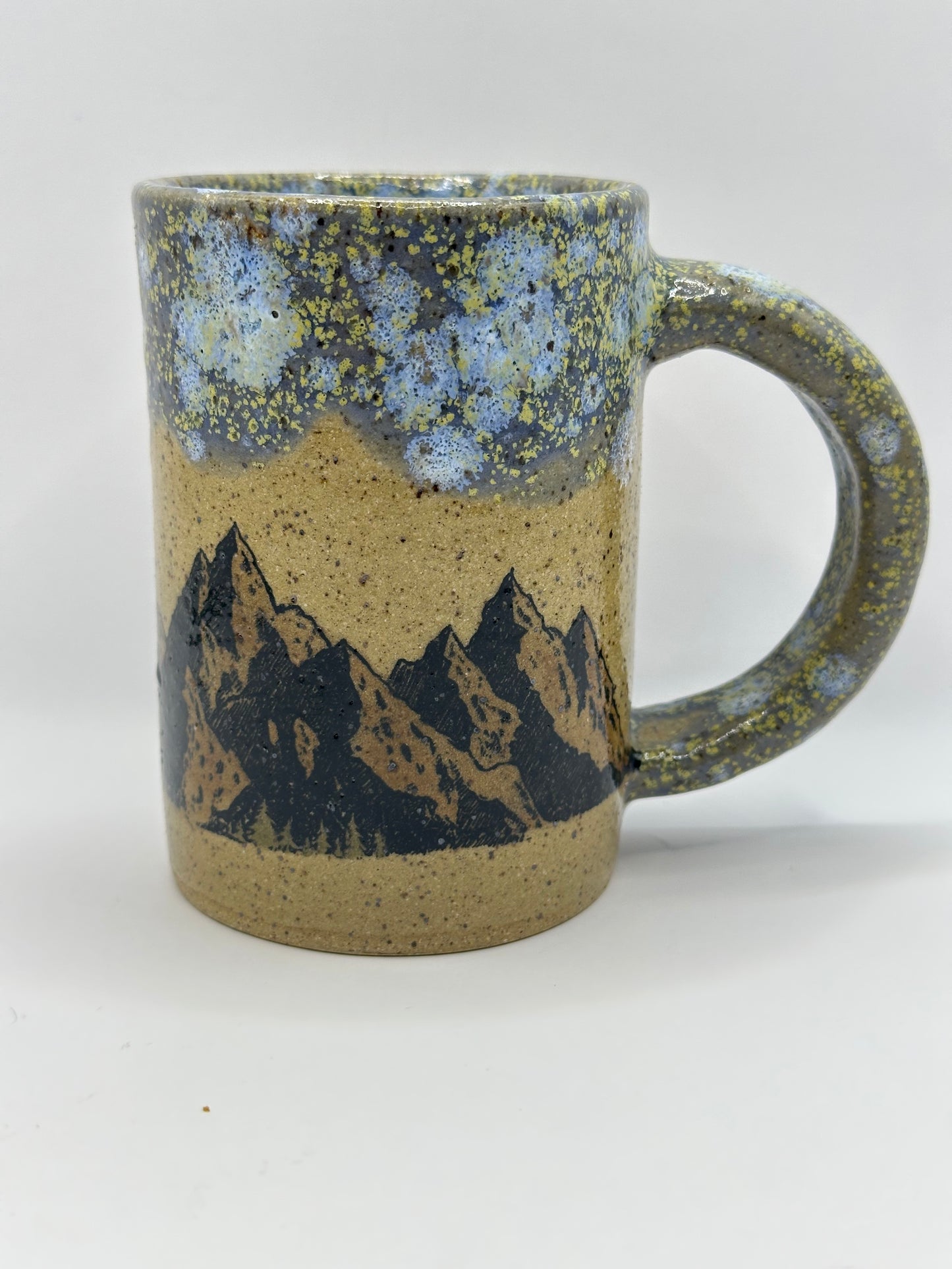 Mug 10 oz - I Go Where I'm Towed Blue Hydrangea