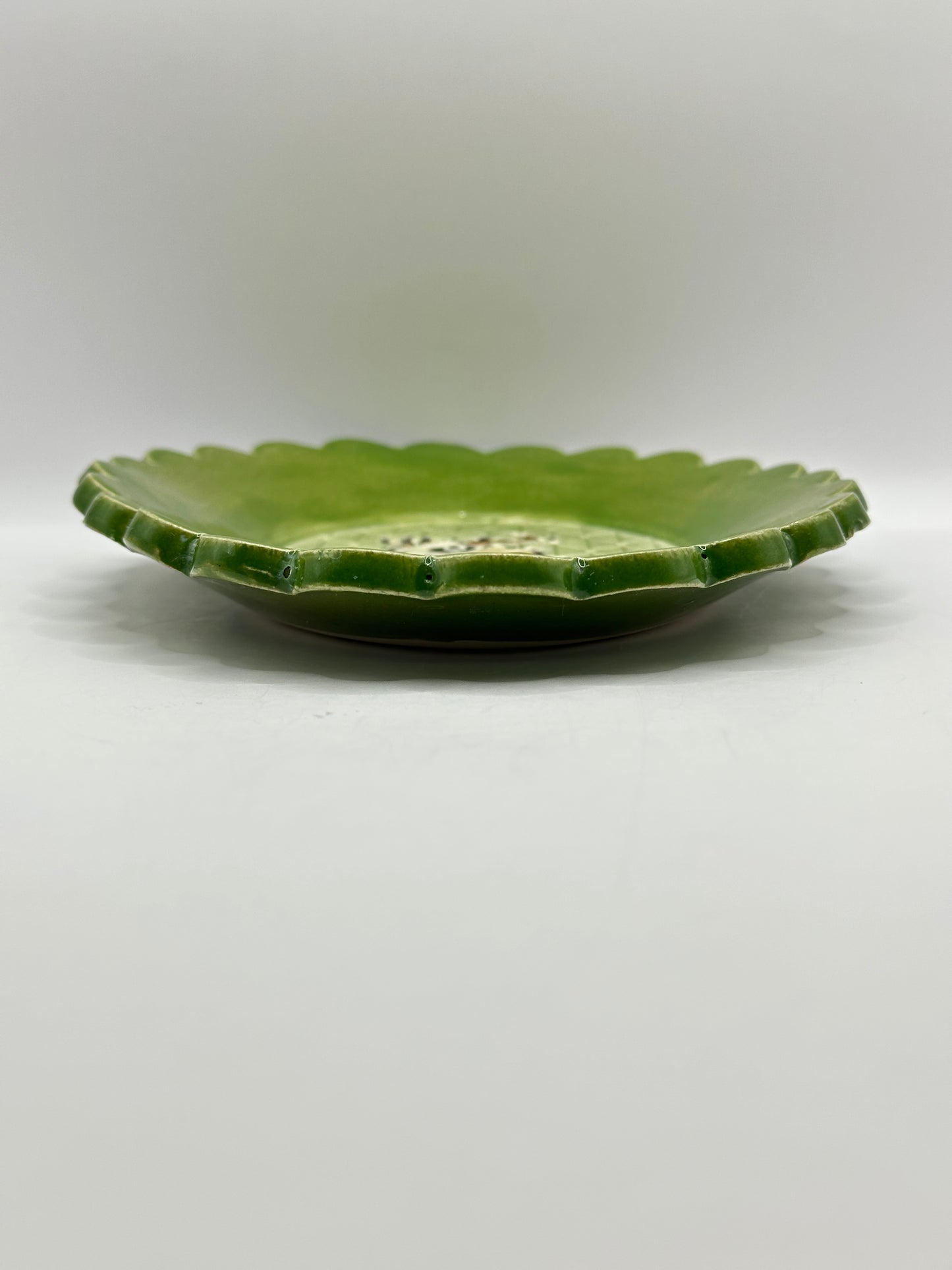 Oval Scalloped Dish - Wendigo Leaves - Green