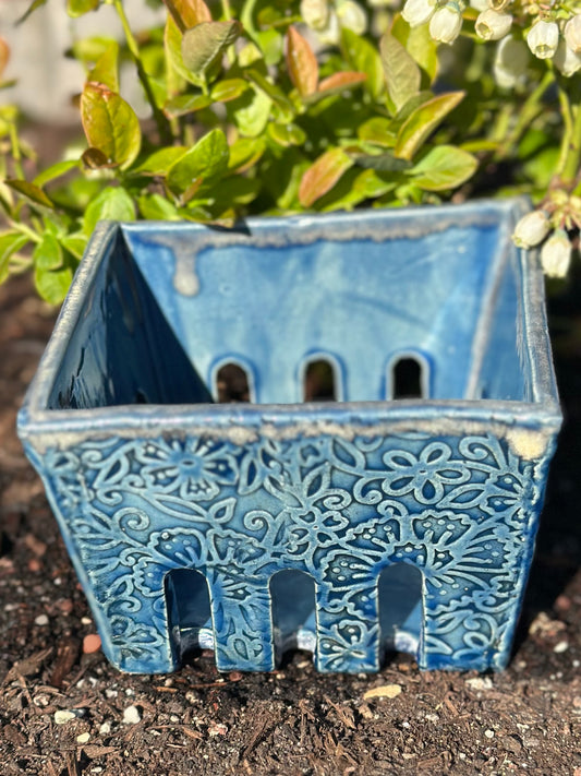 Berry Basket - Blue Textured Flowers