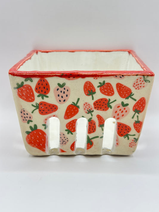 Berry Basket - Strawberries Red Trim