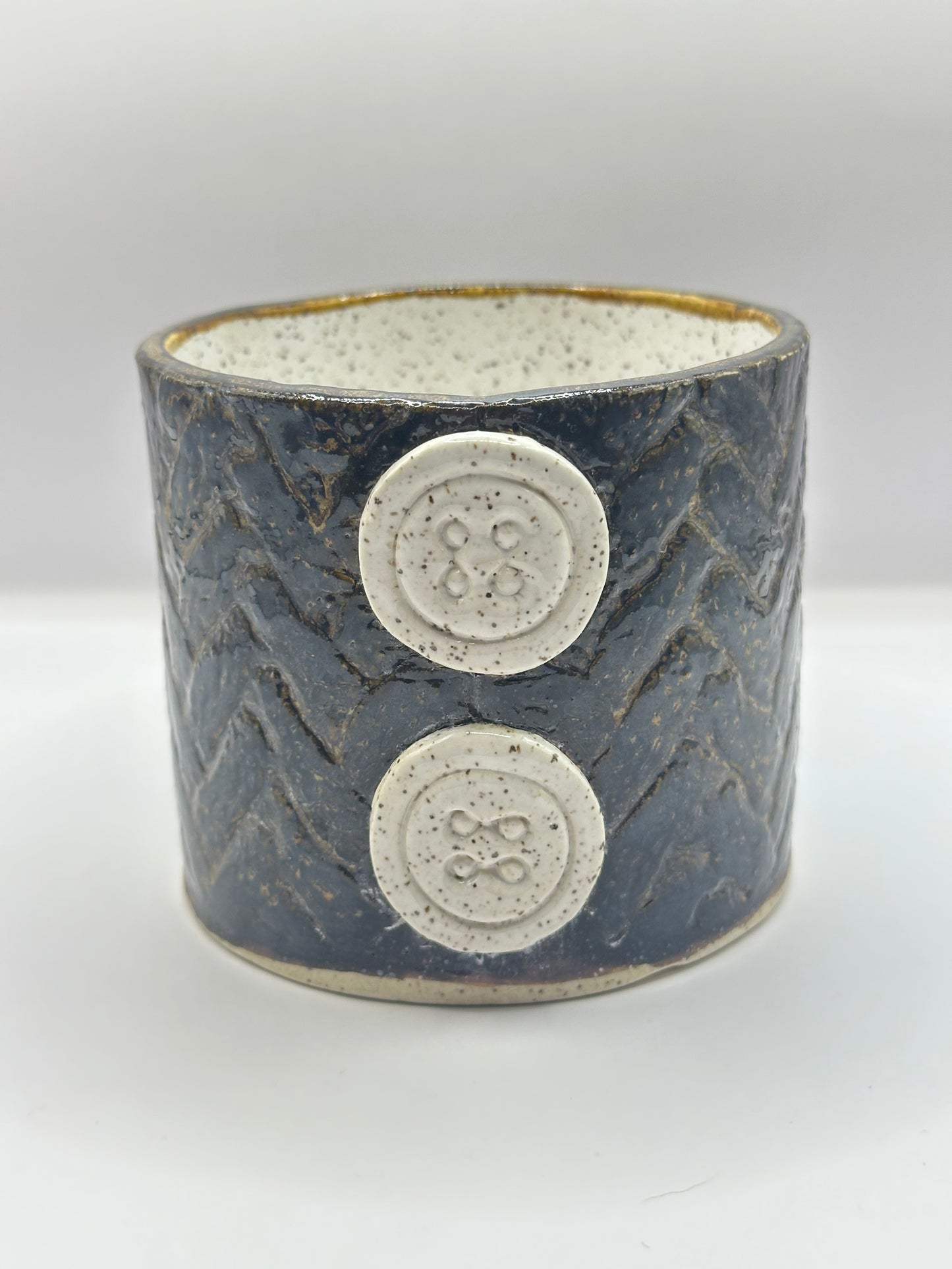 Soup Mug 16 oz - Sweater Texture w/Buttons - Multiple Colors