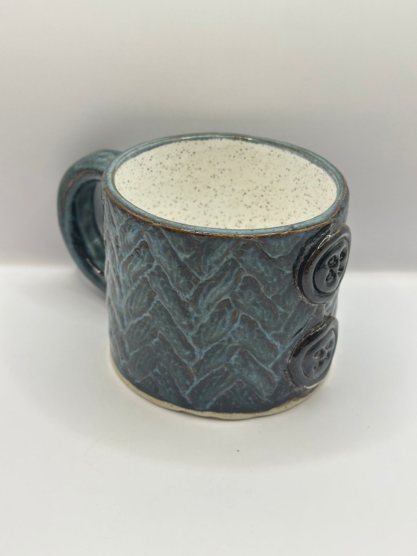 Soup Mug 16 oz - Sweater Texture w/Buttons - Multiple Colors