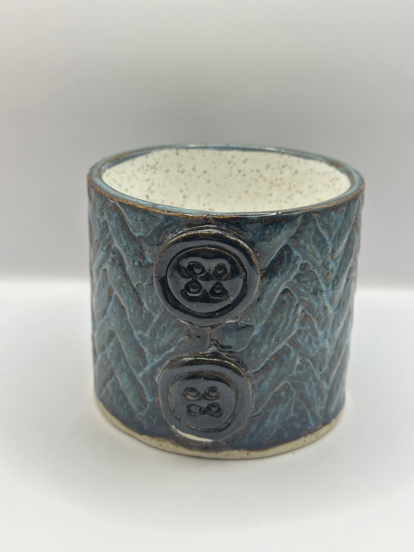 Soup Mug 16 oz - Sweater Texture w/Buttons - Multiple Colors