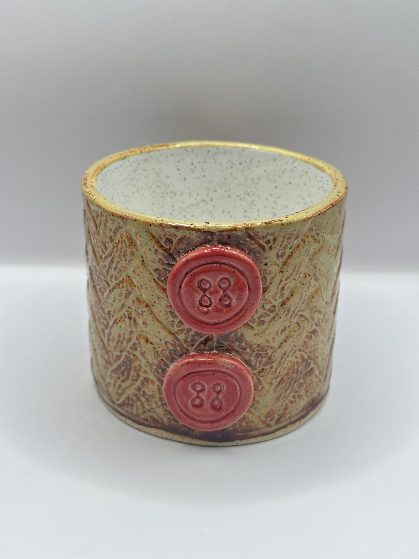 Soup Mug 16 oz - Sweater Texture w/Buttons - Multiple Colors