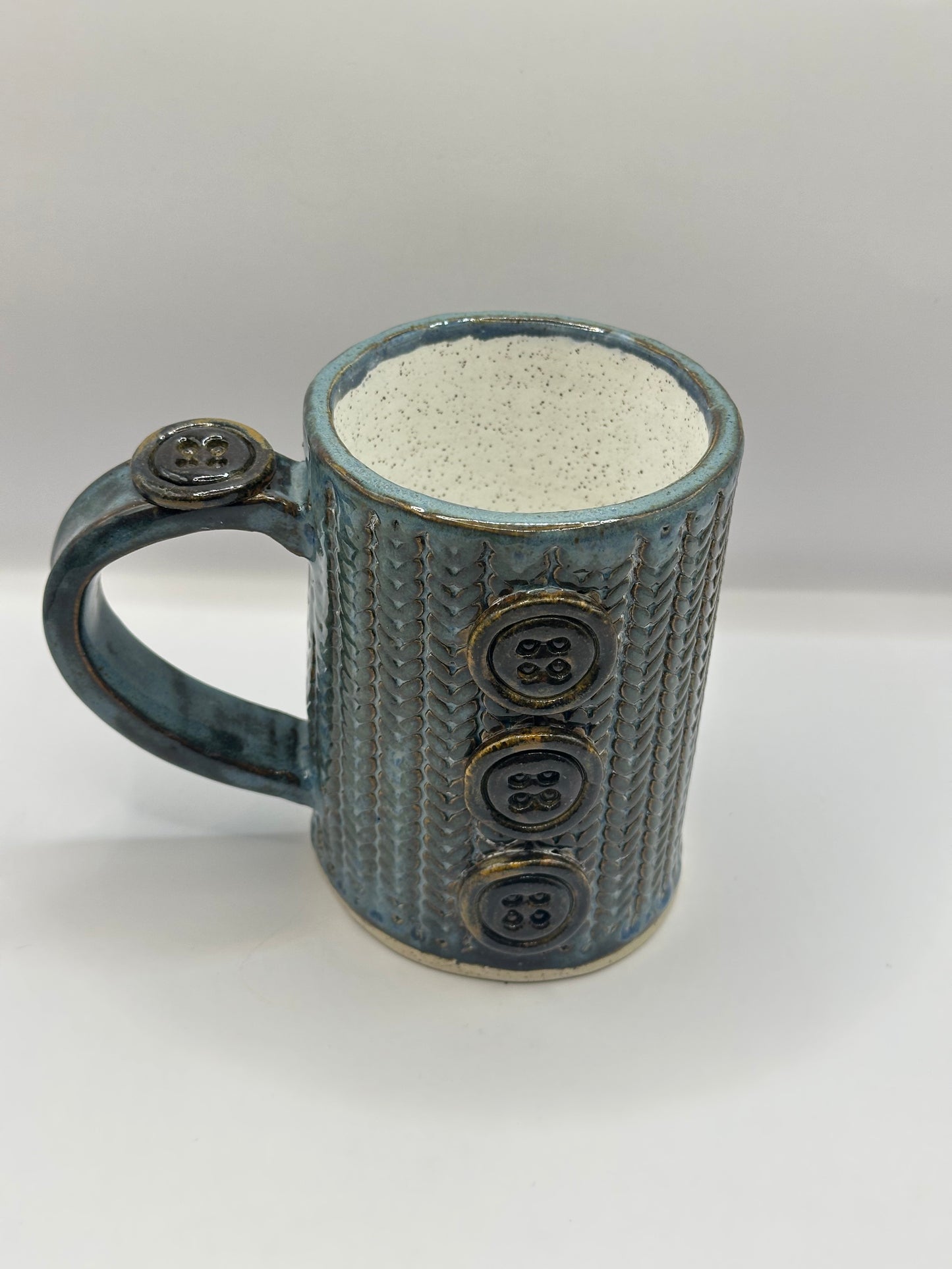 Mug 14 oz - Knit Texture w/Buttons - Multiple Colors