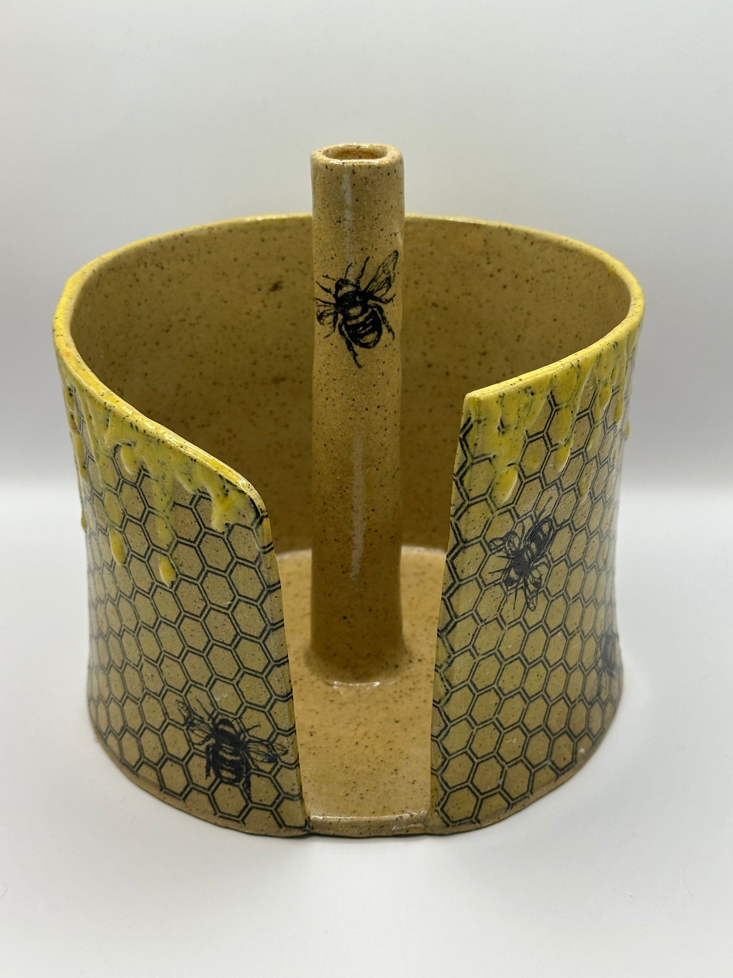 Paper Towel Holder - Honey Bees